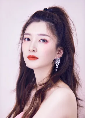 江疏影粉色抹胸裙性感写真图片第8张