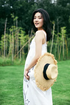 梁洁夏日清新胶片写真图片_5