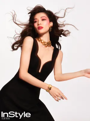 钟楚曦性感妩媚复古写真图片_2