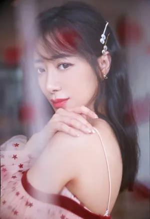 陈紫函吊带裙性感优雅写真图片_3