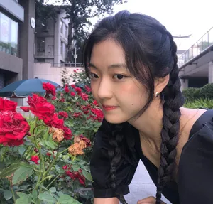孙千麻花辫清爽养眼图片_6