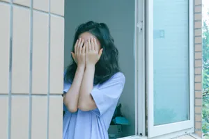 赵今麦俏丽甜美写真花絮图片