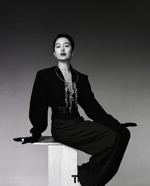 杨采钰复古气质大片写真图片_4