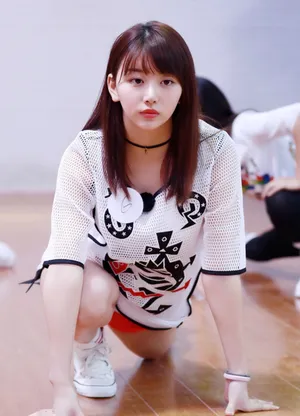 孔雪儿早期性感图片写真_4
