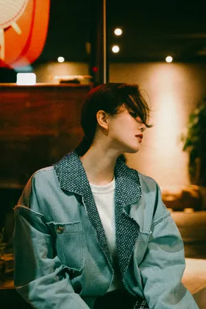 刘诗诗傍晚街拍写真图片_2