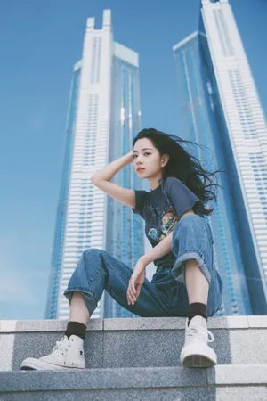 庄达菲白皙清纯海边写真图片_5