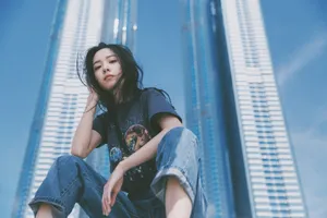 庄达菲白皙清纯海边写真图片_8