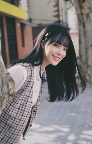 李莎旻子清纯甜美写真图片
