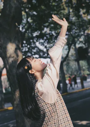 李莎旻子清纯甜美写真图片