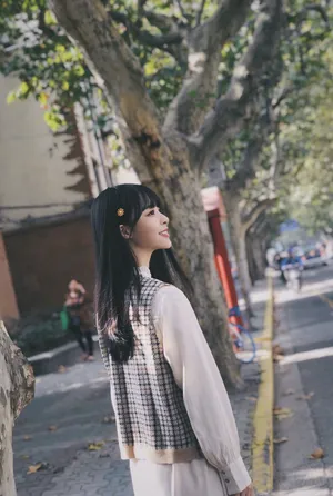 李莎旻子清纯甜美写真图片_7