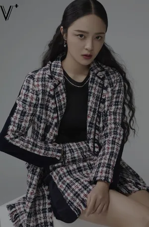 李莎旻子酷美撩人写真图片_5