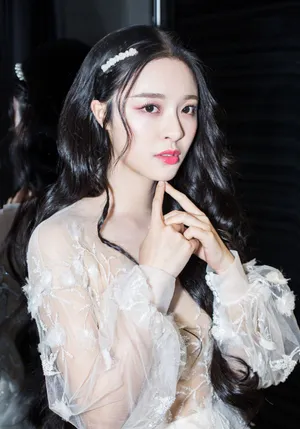 李莎旻子唯美迷人写真图片_6