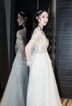 李莎旻子唯美迷人写真图片_7