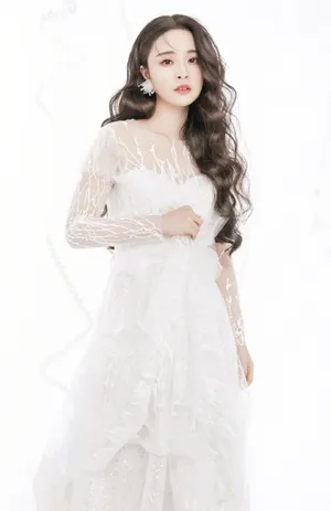 李莎旻子超美白裙写真图片_6