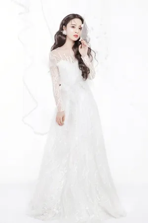 李莎旻子超美白裙写真图片_7