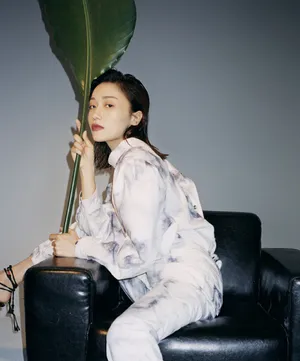 田沅水彩风优雅写真图片_7