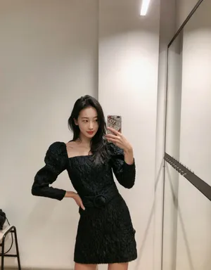许潇晗甜美自拍照图片