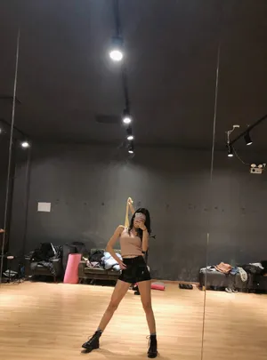 许潇晗甜美自拍照图片_7