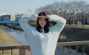 许潇晗甜美气质街拍图片_3