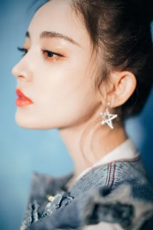 古力娜扎清爽甜美写真图片_2