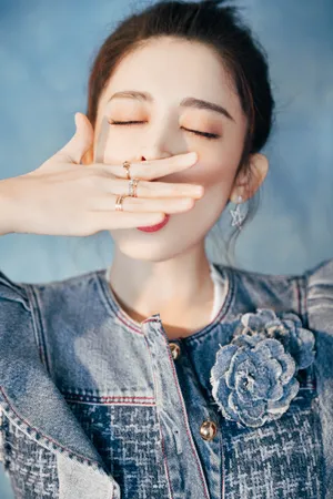 古力娜扎清爽甜美写真图片_7
