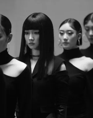 孟美岐周震南舞蹈影像侧拍图片_1