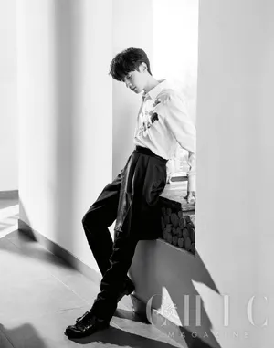 罗云熙时尚帅气写真图片_4
