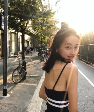 许潇晗随性生活街拍照图片_3