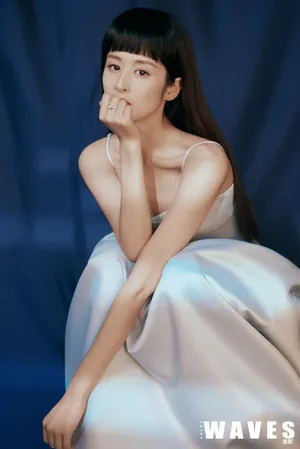 颖儿性感吊带裙写真图片_3