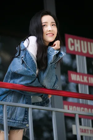 王艺瑾性感美腿写真图片_7