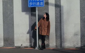 赵小棠冬日温暖街拍照图片_3