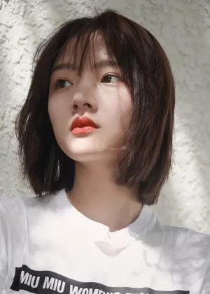 任敏短袖甜美俏皮街拍图片_8