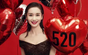 王子文性感红唇写真图片_3