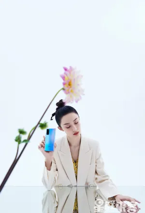 孙佳雨荣耀手机广告大片写真图片_6
