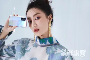 孙佳雨荣耀手机广告大片写真图片_9