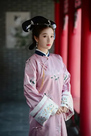 虞书欣古装造型写真图片