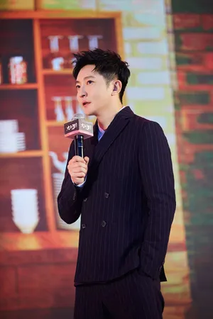 郭京飞大叔小馆发布会图片_4
