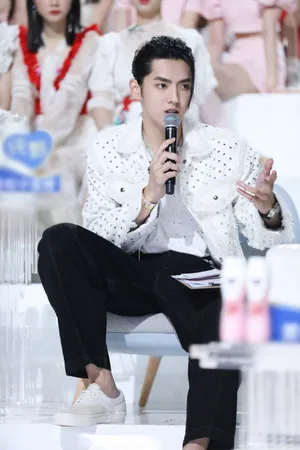 吴亦凡《创造营2020》剧照图片_3