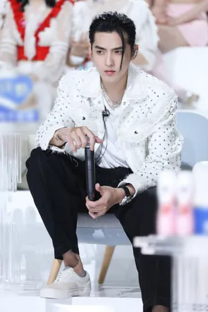 吴亦凡《创造营2020》剧照图片_4