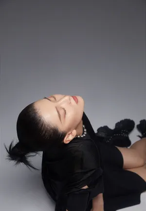 乔欣性感妩媚杂志写真大片_5
