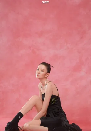 乔欣性感妩媚杂志写真大片_8