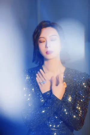陈数光影优雅写真图片