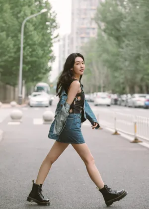 宣璐牛仔短裙性感写真图片_6