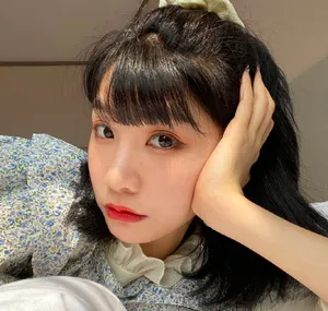 张馨文甜美可爱自拍照图片_8