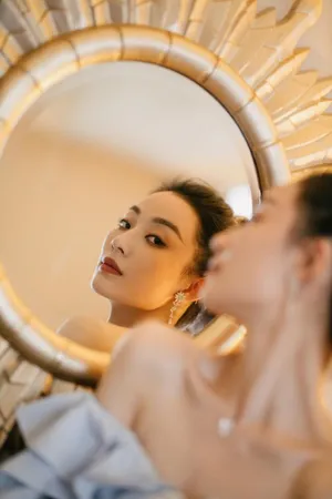 孙佳雨上海活动照性感写真_3