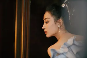 孙佳雨上海活动照性感写真_4