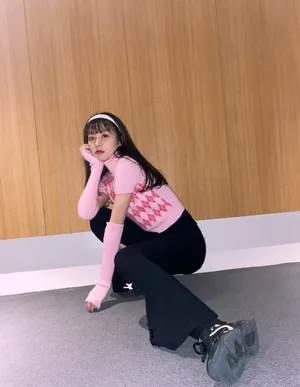 张馨文复古唯美生活照图片_3