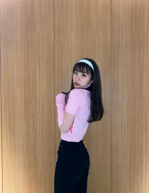 张馨文复古唯美生活照图片_5