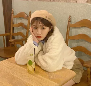 张馨文文艺少女范生活照图片_6