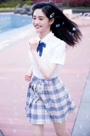周洁琼学生制服甜美写真图片_1
